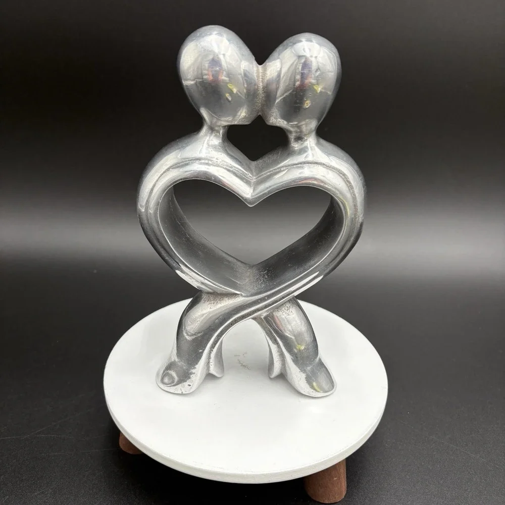 Just Paper Roses ~The Kiss~ Aluminum Figurine Valentines‎ 10th Anniversary